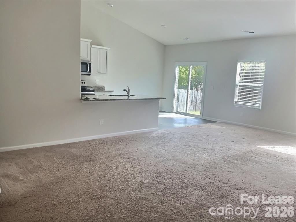 2112 Lanza Dr - Photo 7 of 9