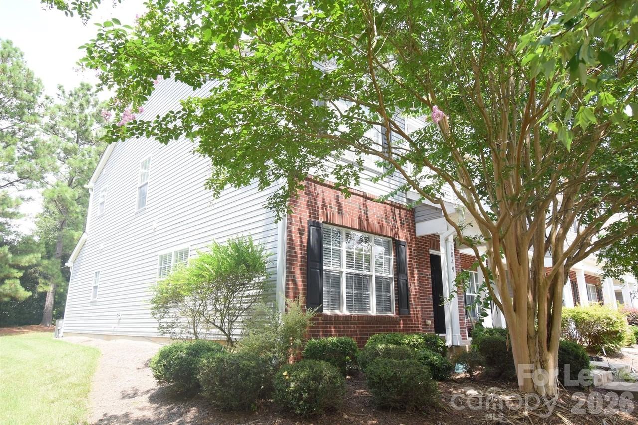2849 Summergrove Ct - Photo 3 of 23