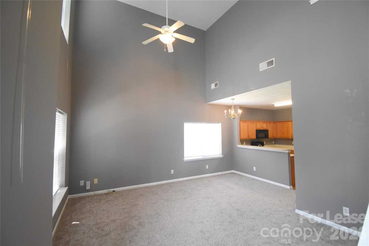 2849 Summergrove Ct - Photo 5 of 23