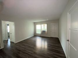 featured image of 724 E Cedar Ave