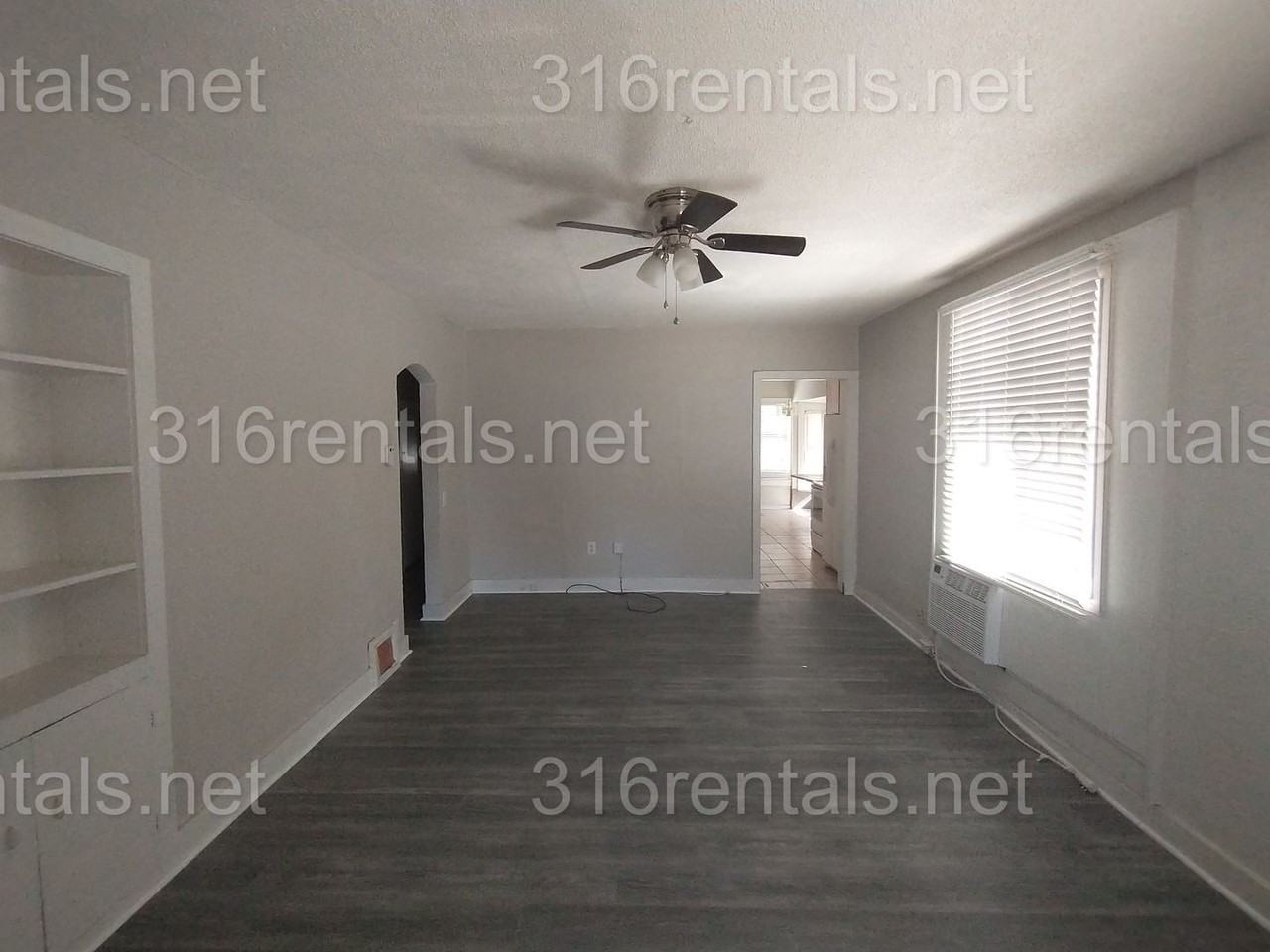 118 S Charles St - Photo 3 of 9