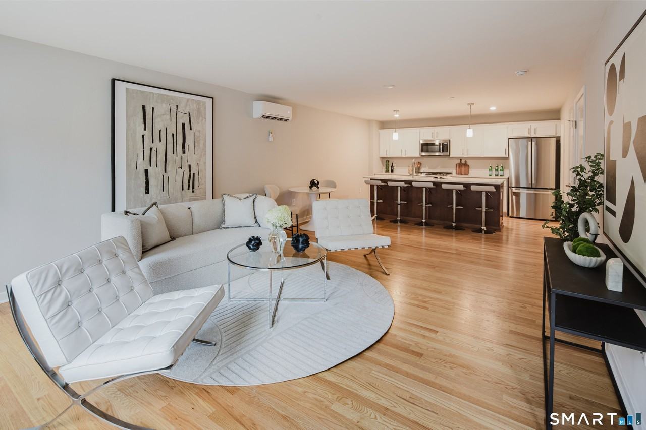 1385 Washington Blvd #4 - Photo 4 of 30