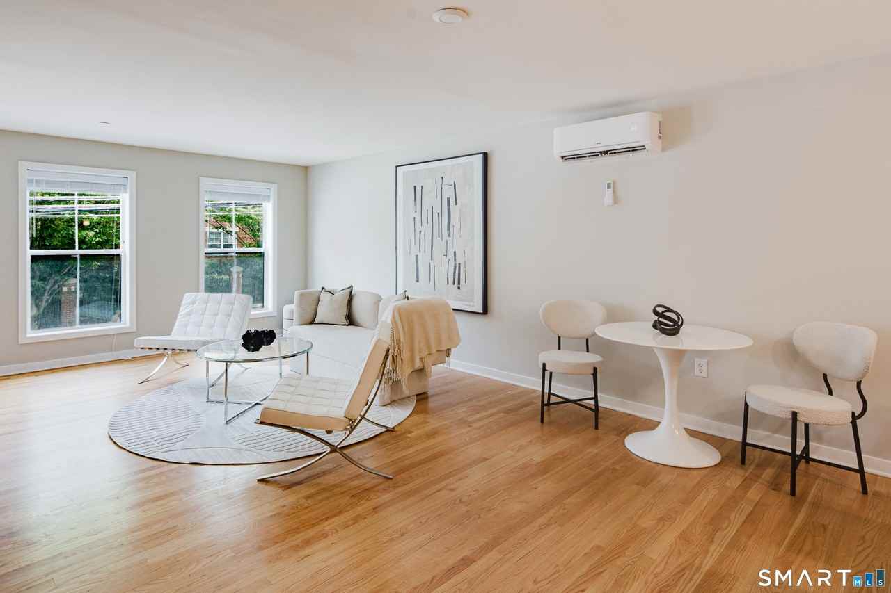 1385 Washington Blvd #4 - Photo 6 of 30