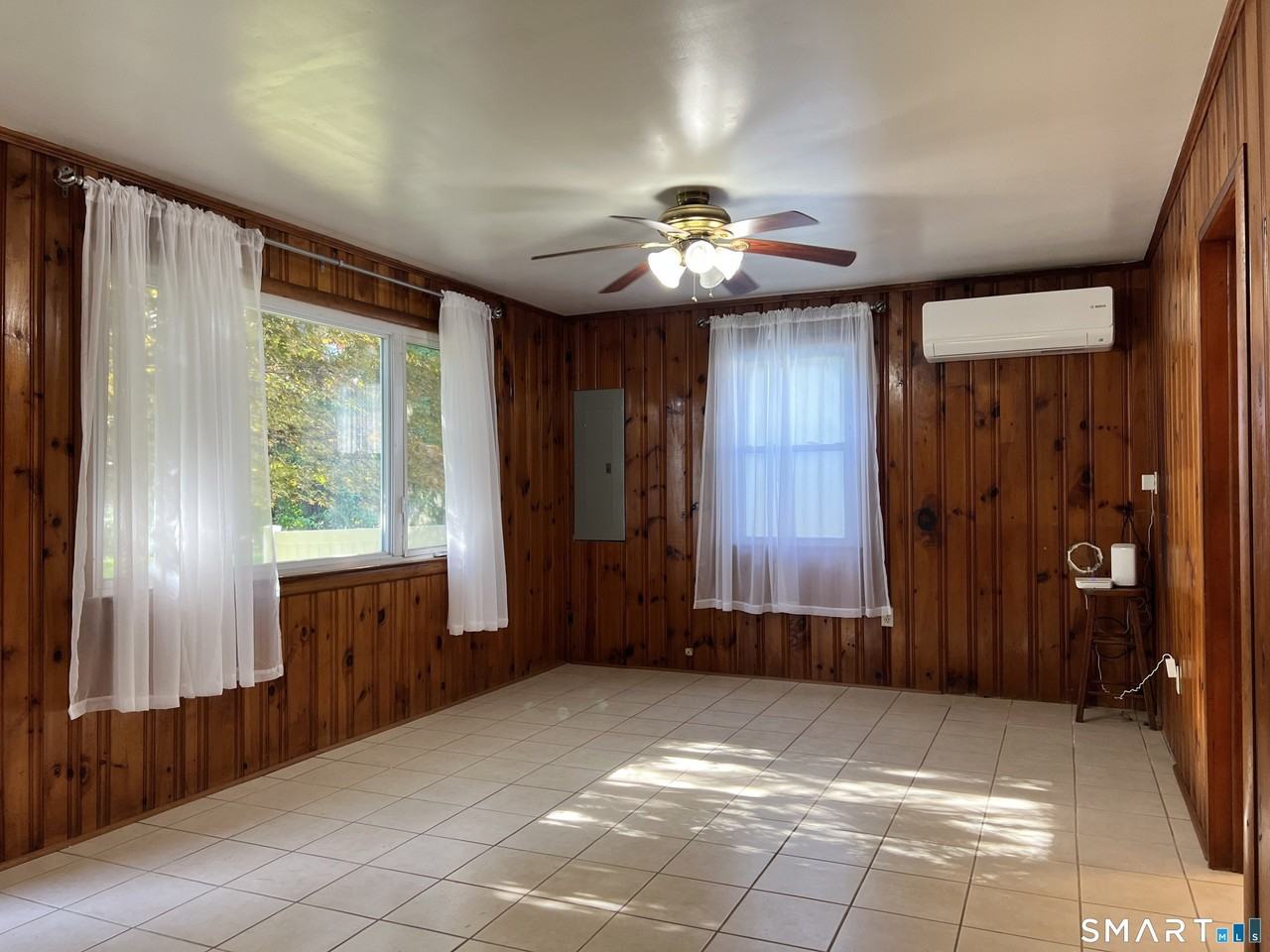 34 Corsino Ave - Photo 3 of 27