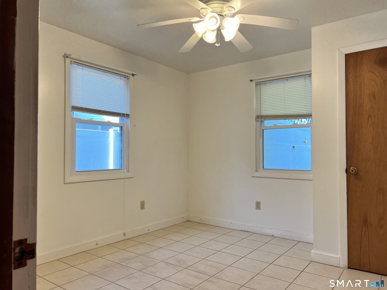 34 Corsino Ave - Photo 7 of 27