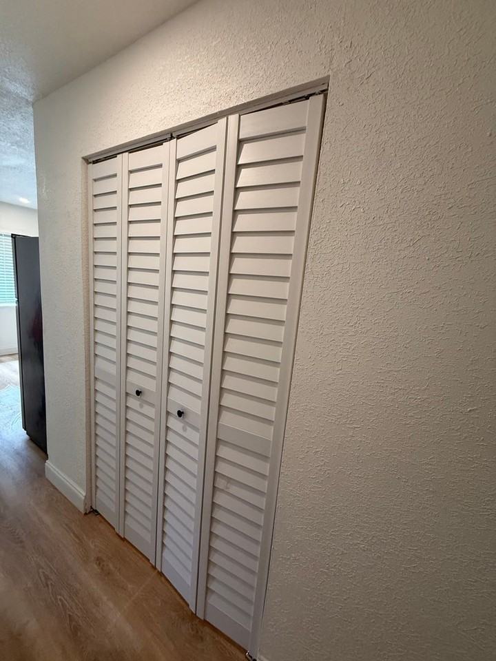 1830 S Clyde Morris Blvd - Photo 4 of 14