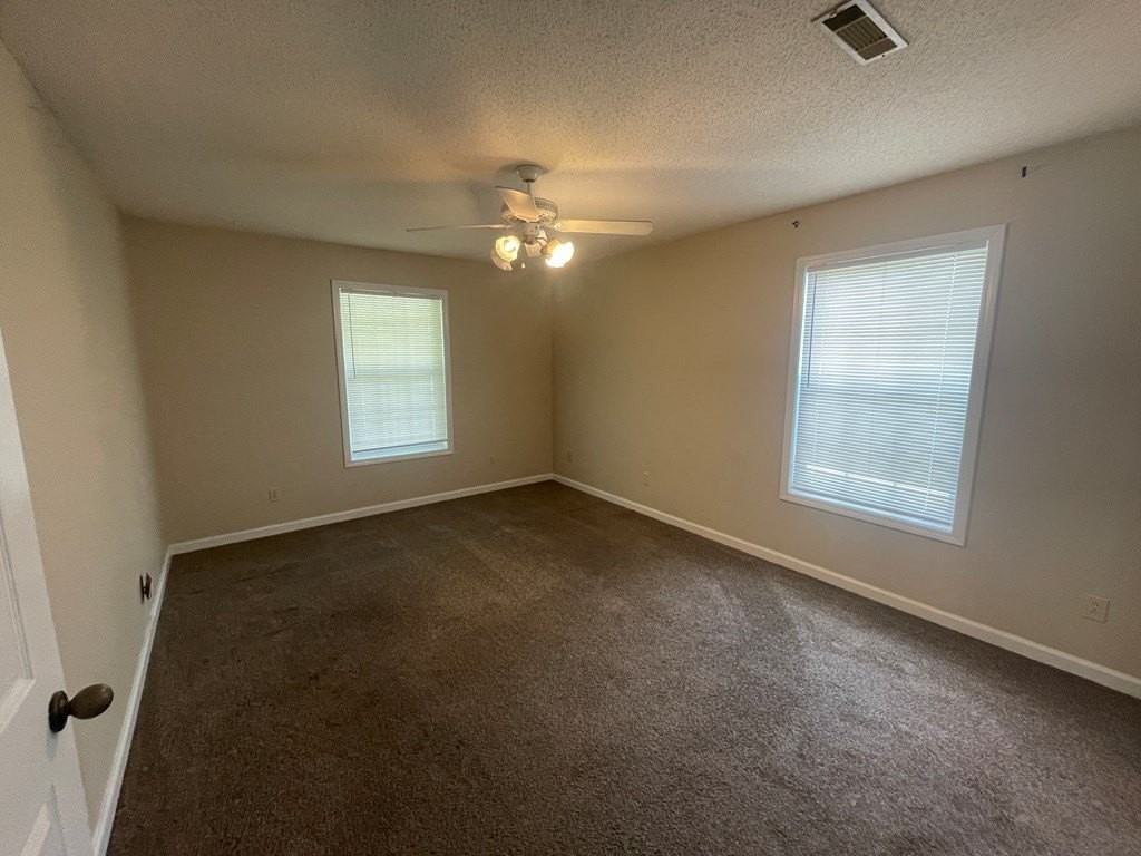 106 Boyce Rd - Photo 5 of 9