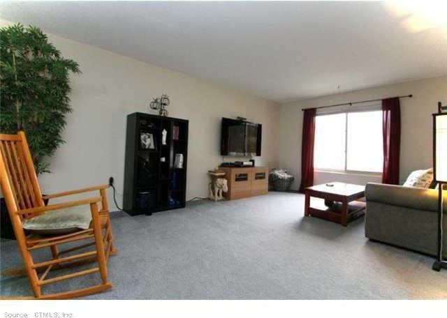 1 Cherokee Ct - Photo 4 of 19