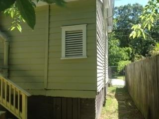 2440 Marion St - Photo 7 of 16