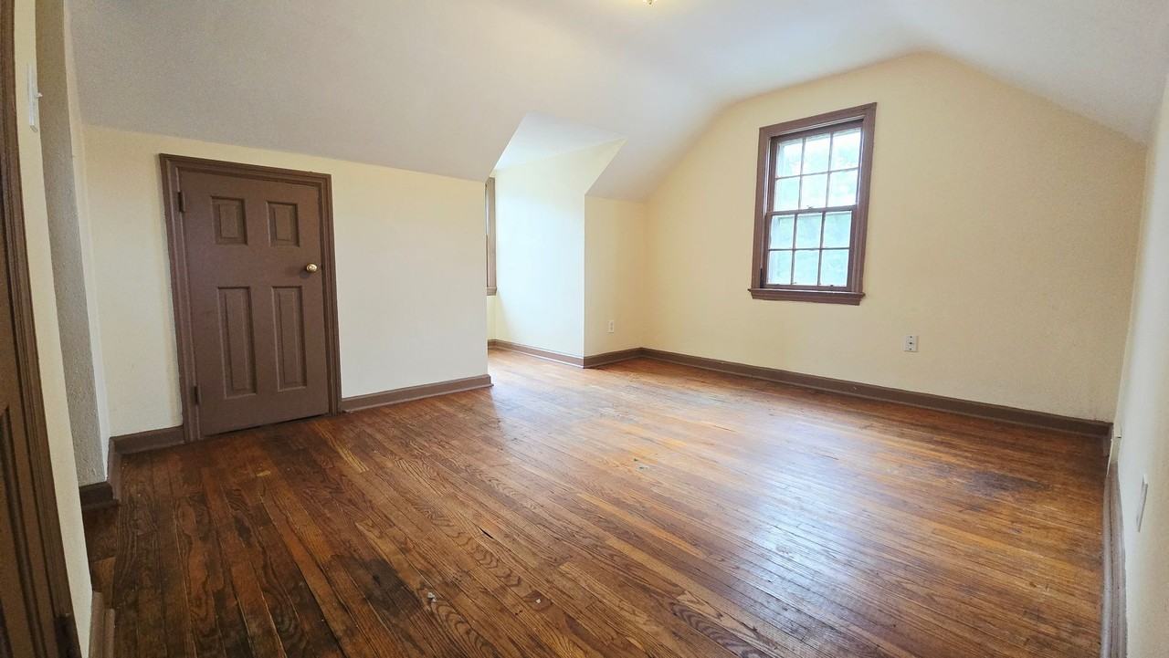 2904 Knight Ave - Photo 7 of 9