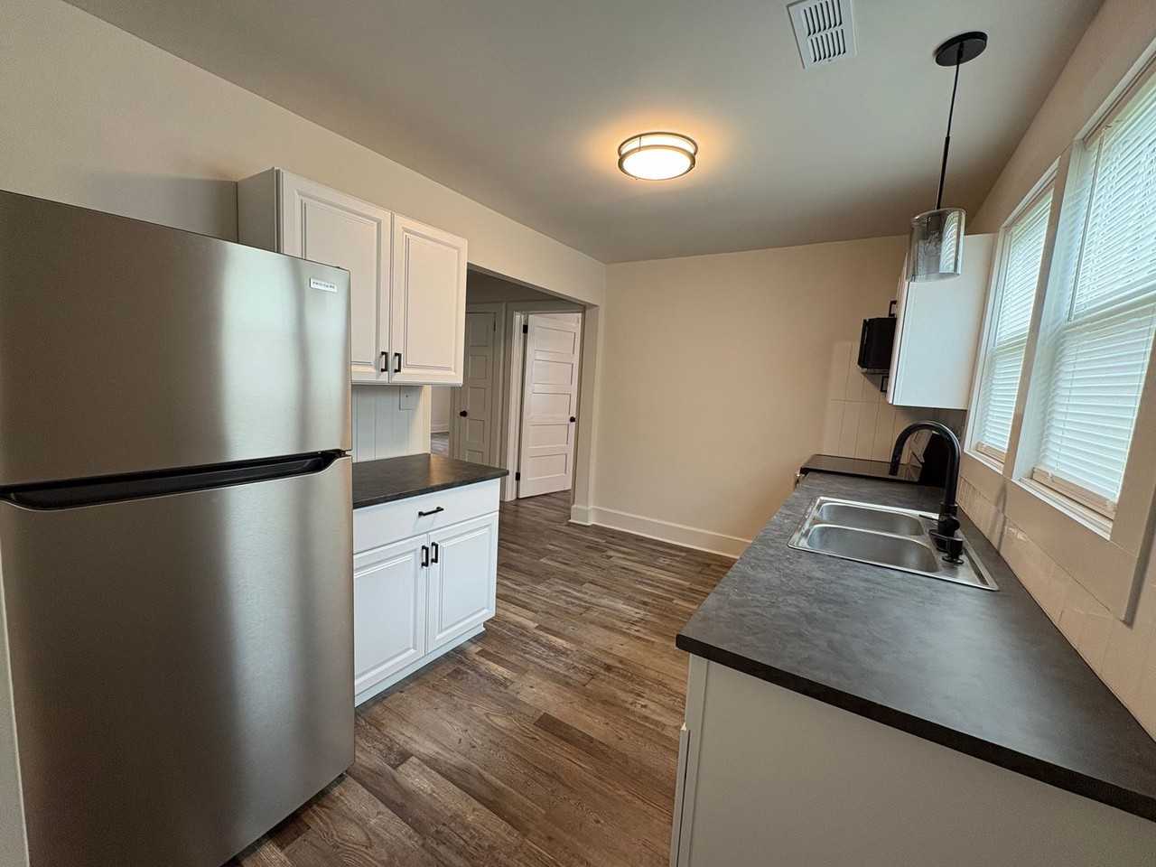 506 Watson Ave - Photo 4 of 10