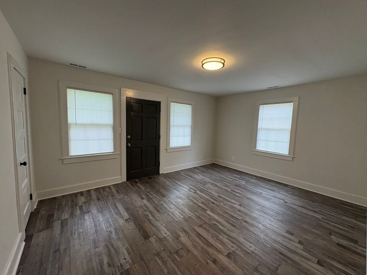 506 Watson Ave - Photo 5 of 10
