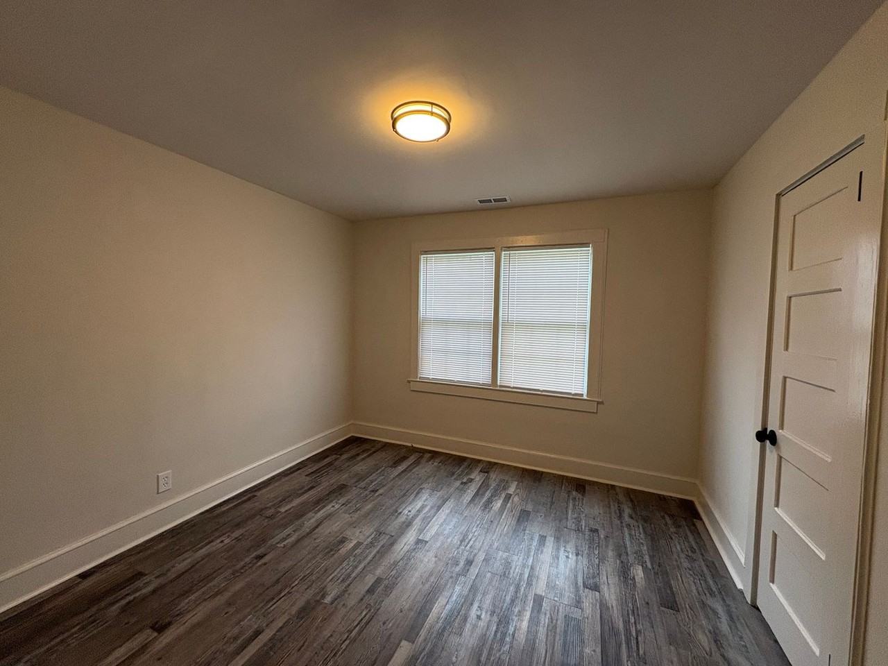 506 Watson Ave - Photo 6 of 10