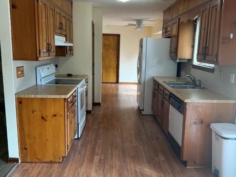 5126 Dekalb Way - Photo 2 of 16