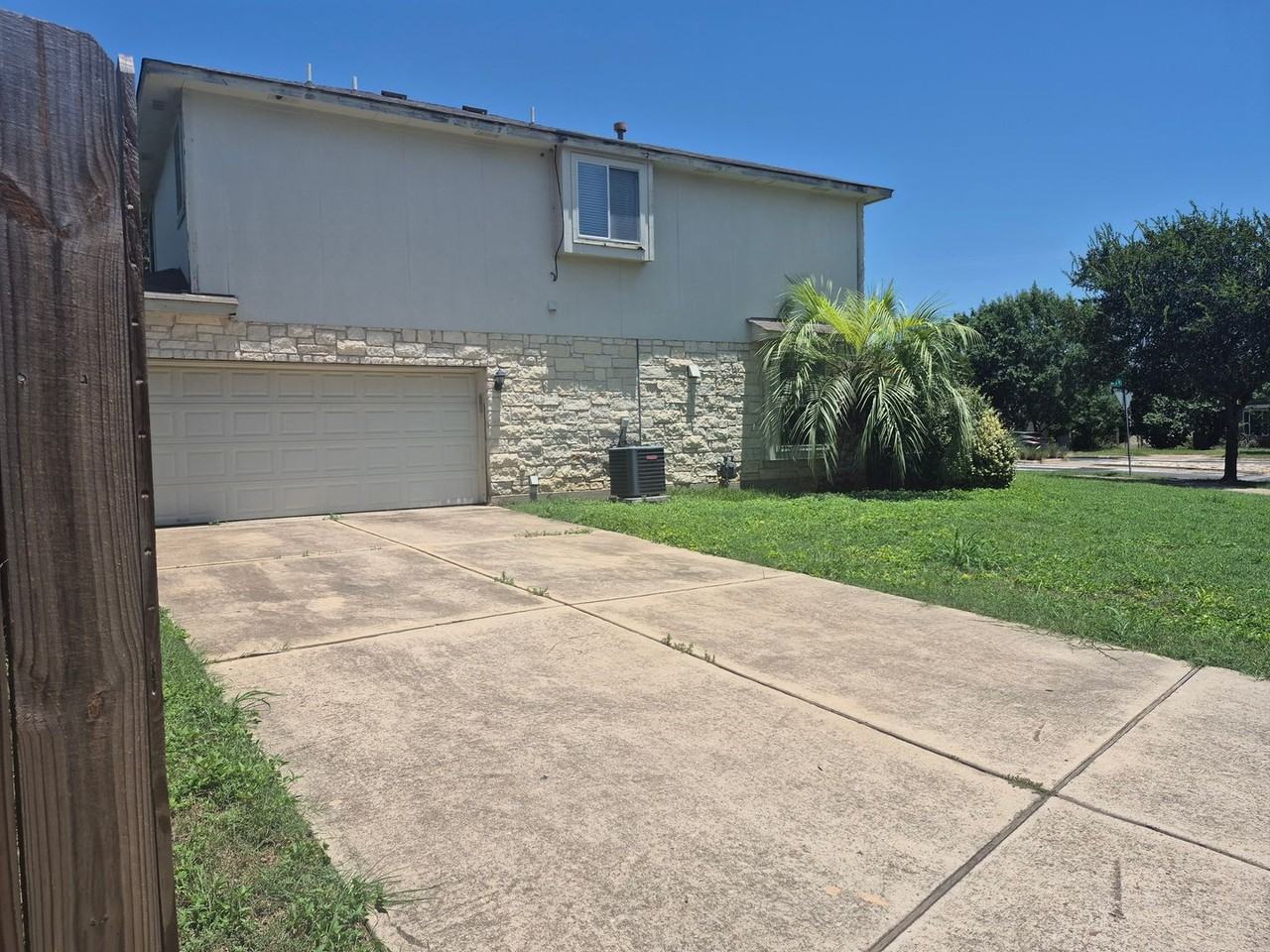 2412 Marcus Abrams Blvd - Photo 5 of 21