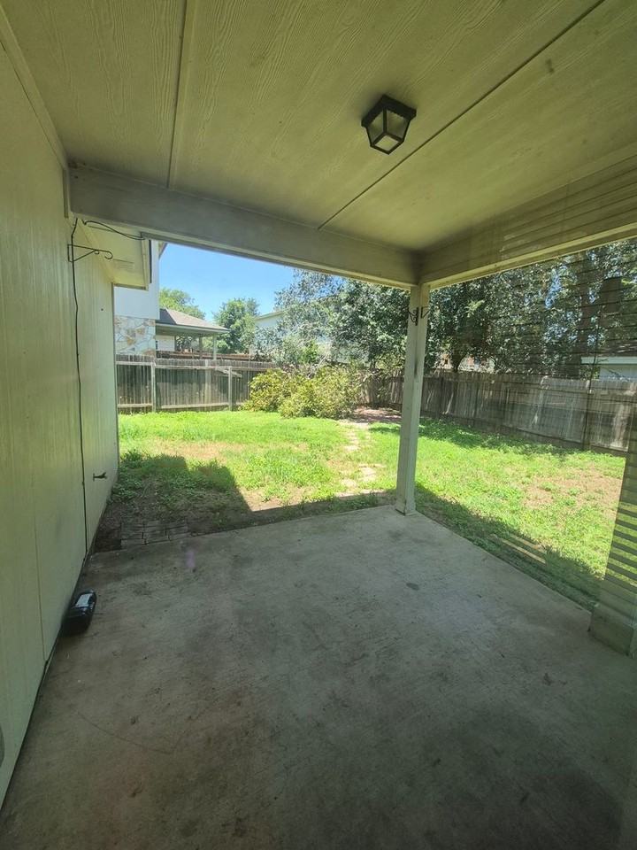 2412 Marcus Abrams Blvd - Photo 7 of 17