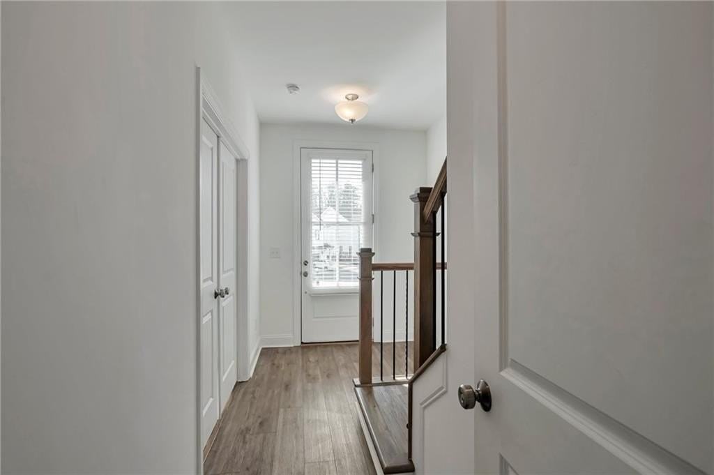 1115 Larkin Dr - Photo 3 of 25