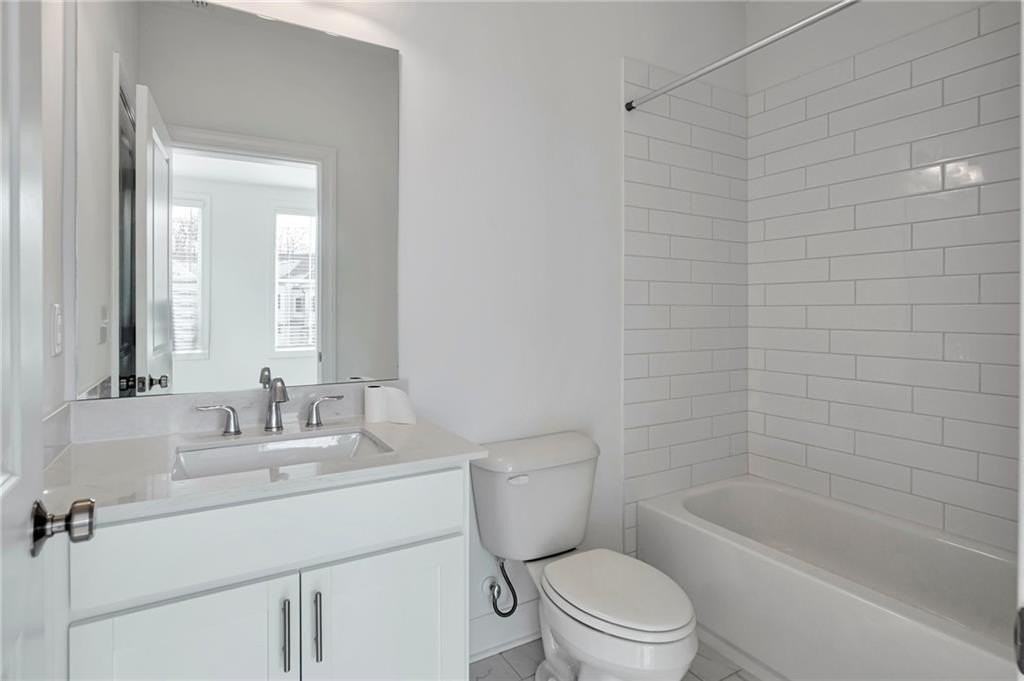 1115 Larkin Dr - Photo 5 of 25
