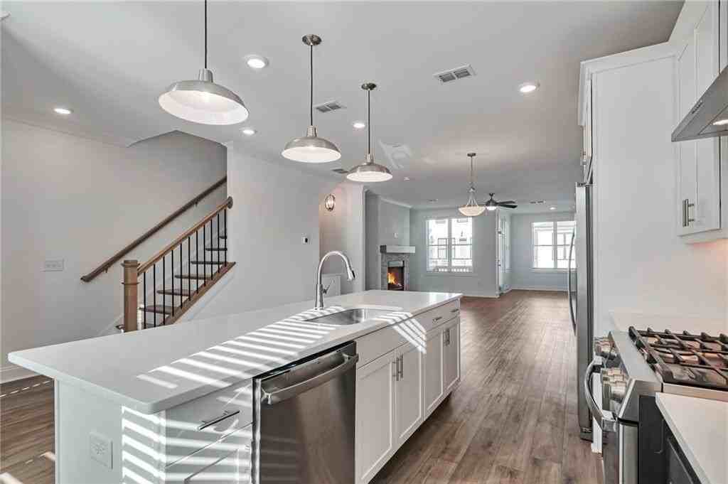 1115 Larkin Dr - Photo 7 of 25