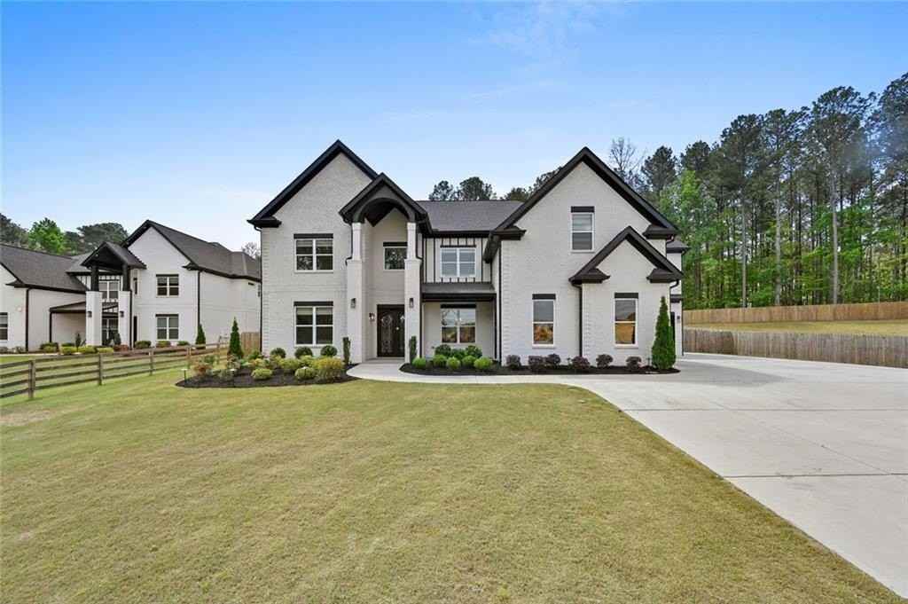 2694 Thompson Mill Rd - Photo 3 of 50