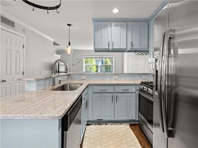 2232 Dunseath Ave Nw #404 - Photo 3 of 20