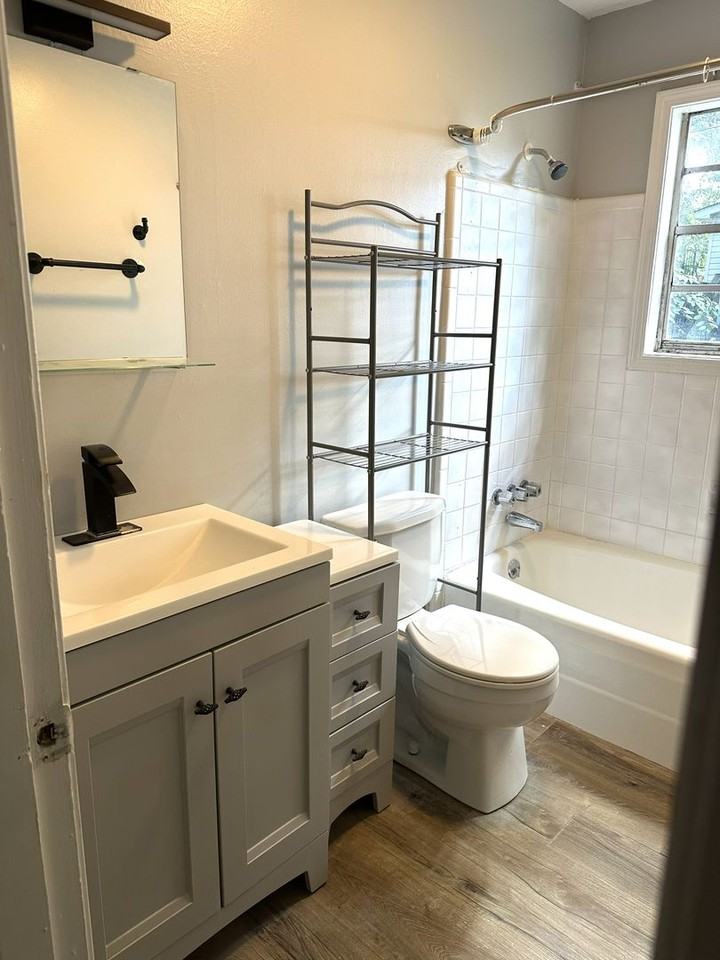 116 Hyde Cir #A - Photo 6 of 11