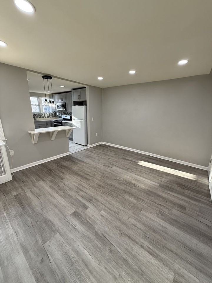 236 Wiltshire Rd - Photo 6 of 26