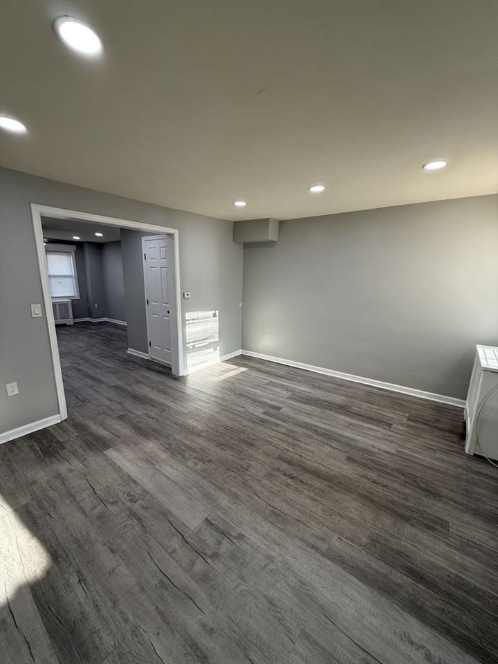 236 Wiltshire Rd - Photo 7 of 26