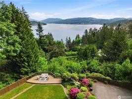featured image of 639 W Lake Sammamish Pkwy Ne