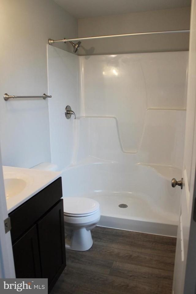 642 N College St - Photo 5 of 6