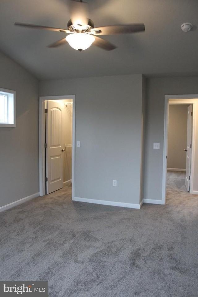 642 N College St - Photo 6 of 6