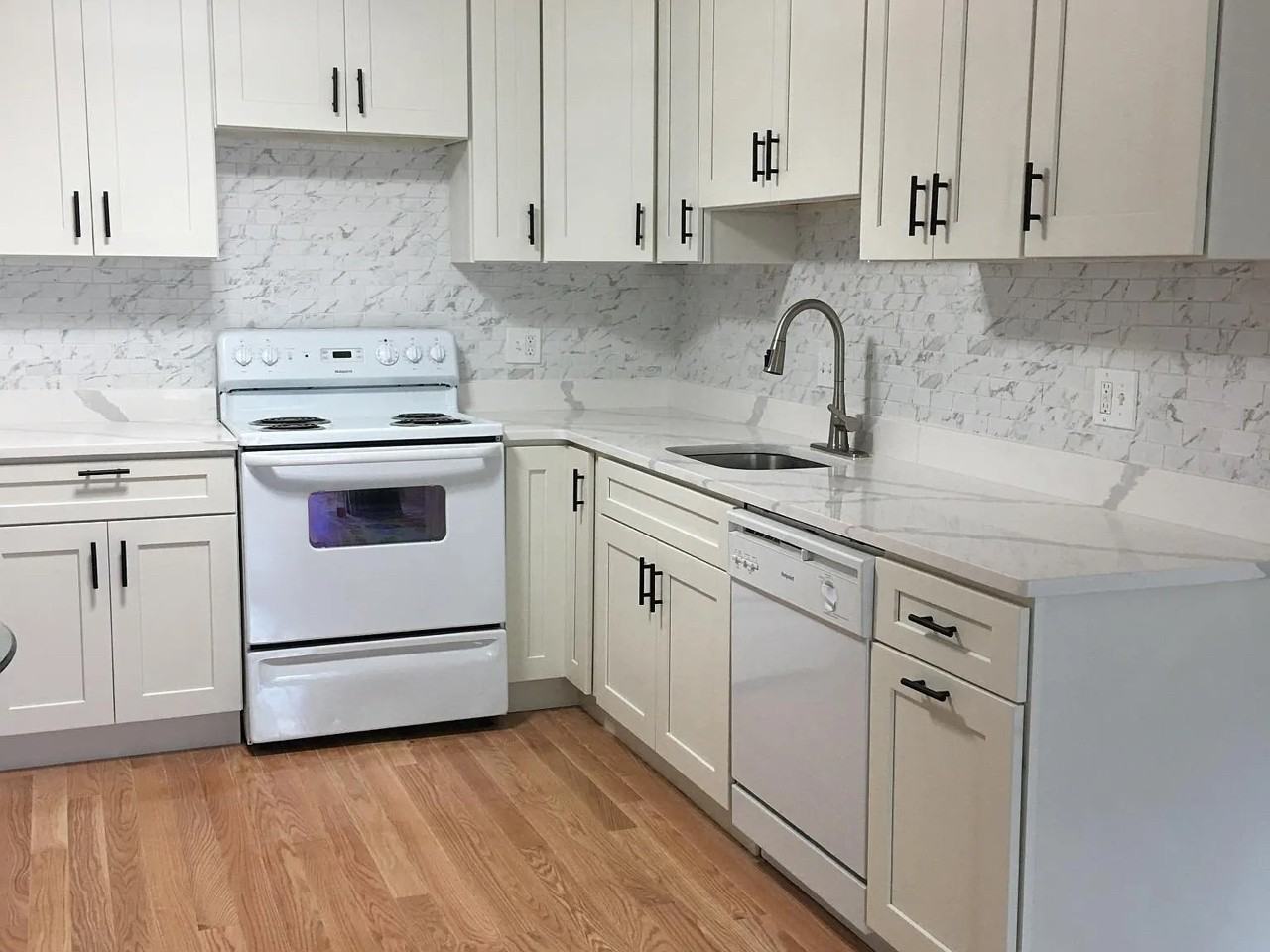 99 Pleasant St - Photo 6 of 16