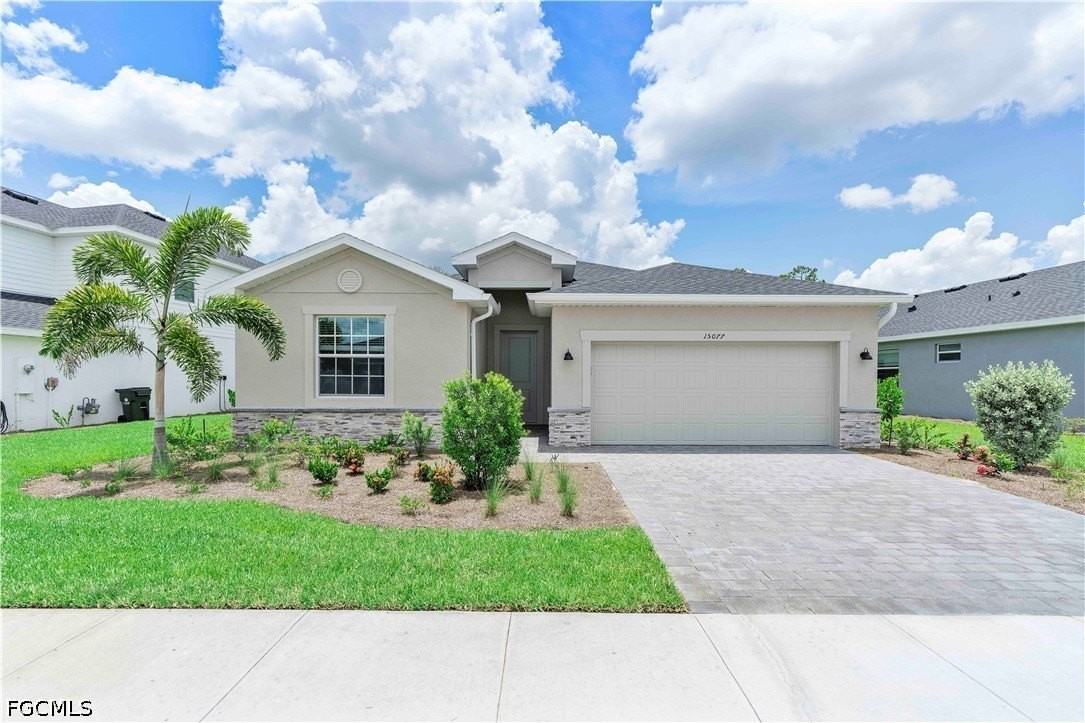 15077 Jadestone Dr - Photo 2 of 41