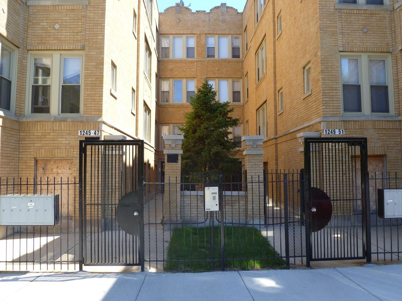 1245 S California - Photo 4 of 21