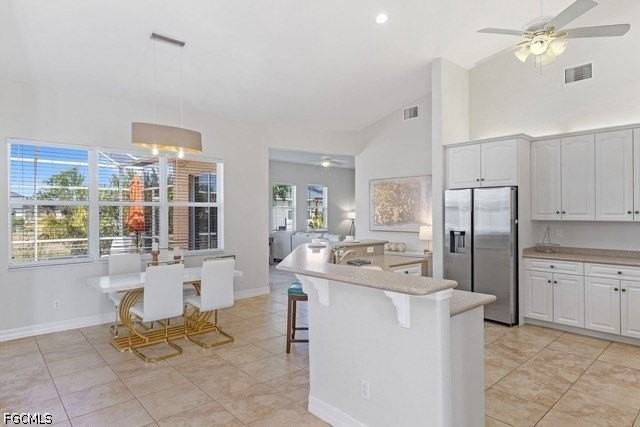 2111 Sw 51st St - Photo 7 of 14