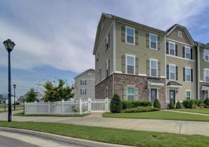 890 Olmstead St - Photo 1 of 1