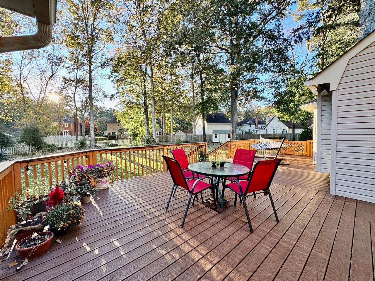 930 Forest Lakes Dr - Photo 2 of 50