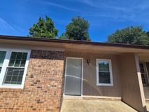 140 Kenilworth Dr - Photo 1 of 1