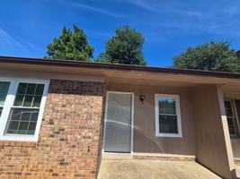 featured image of 140 Kenilworth Dr