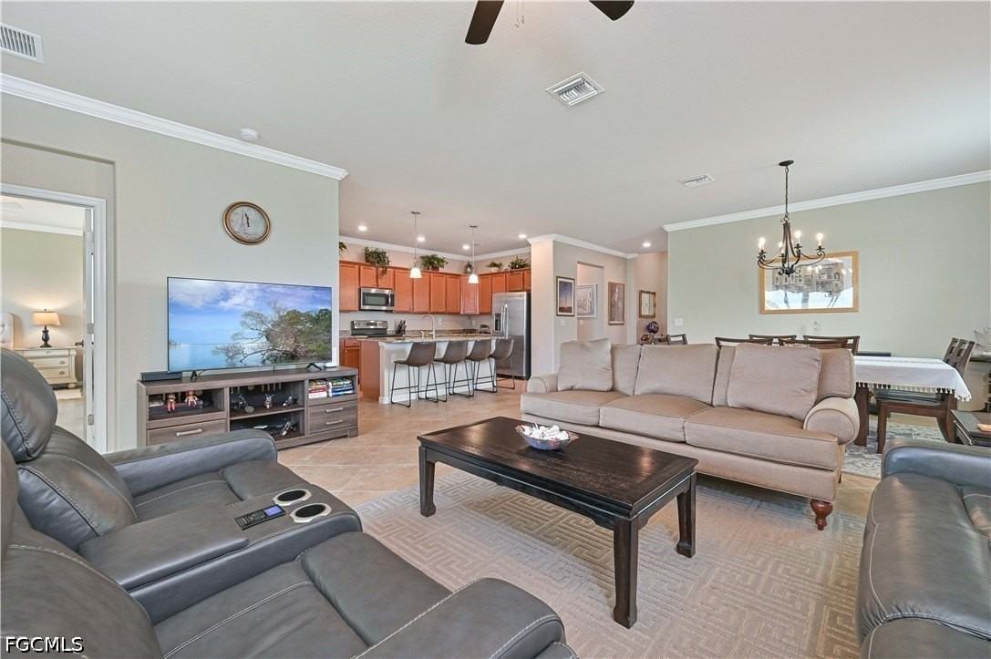 3153 Walnut Grove Ln - Photo 4 of 50