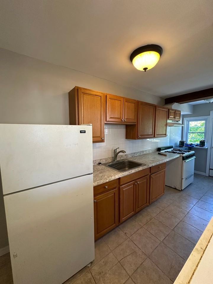 500 Glendale Rd - Photo 6 of 17