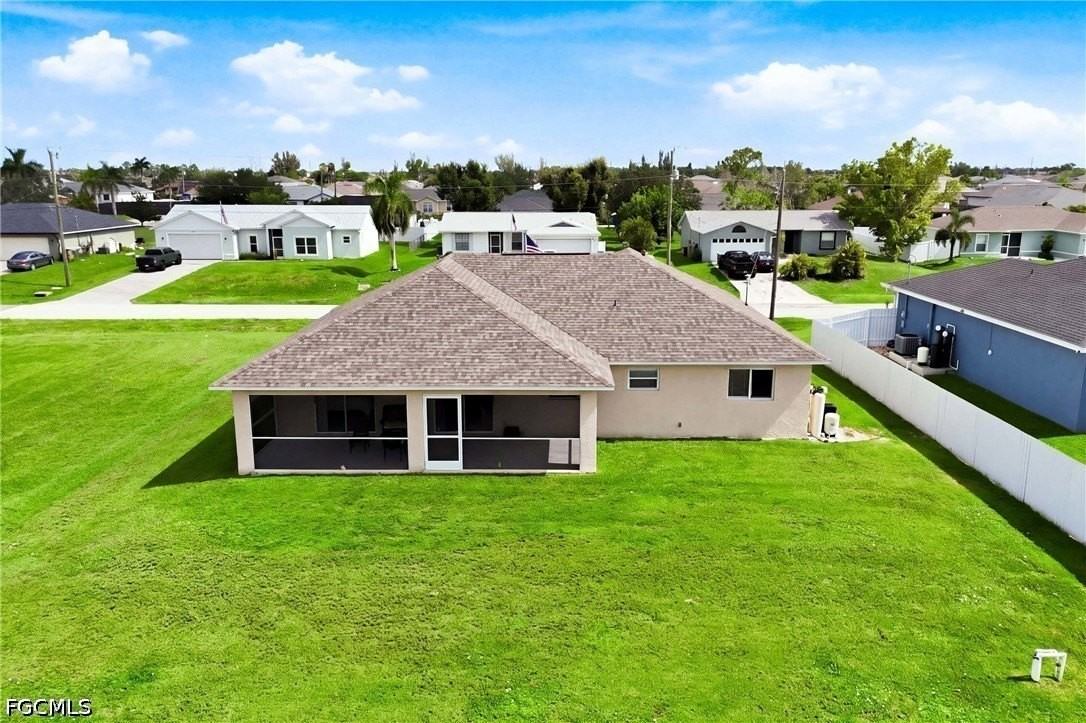 1728 Nw 18th St - Photo 5 of 32