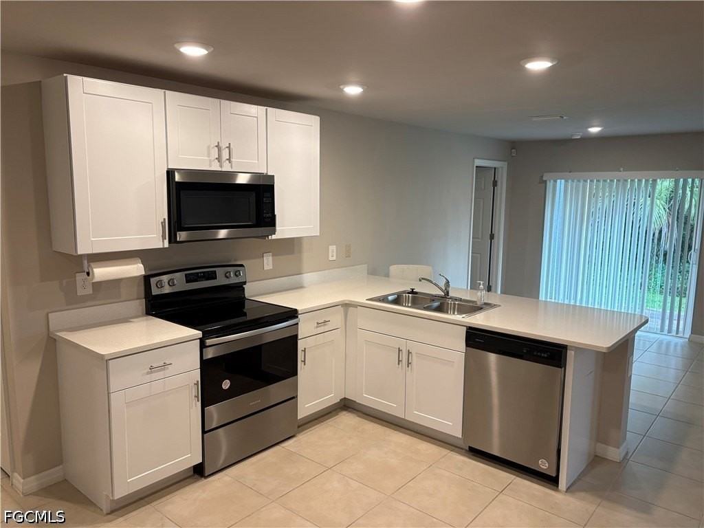5013 Placid Ln - Photo 4 of 24