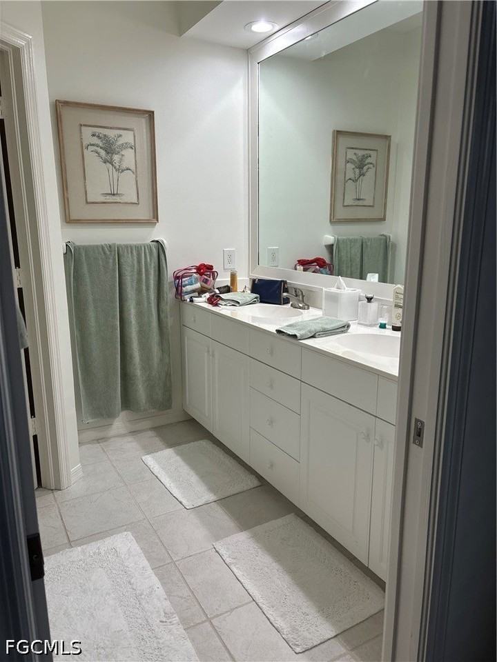 663 10th Ave S #B663 - Photo 7 of 8