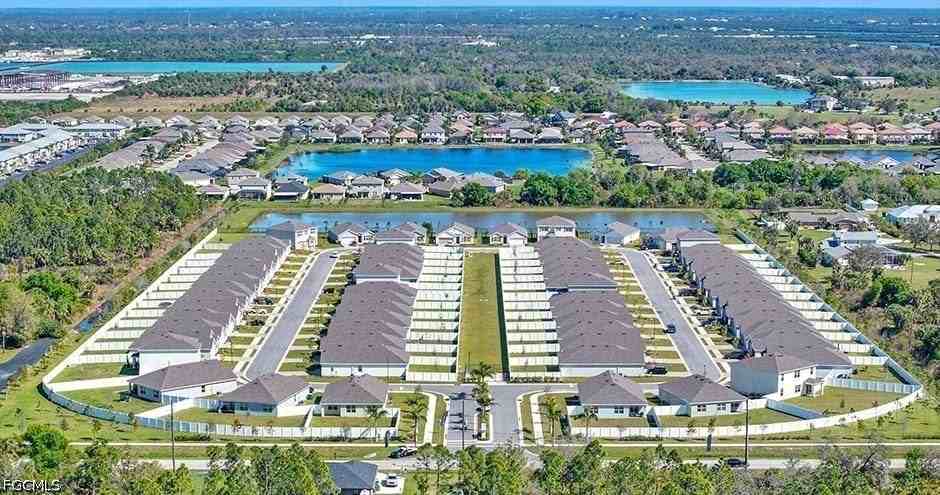 24055 Peaceful Brook Loop #CALI - Photo 3 of 27