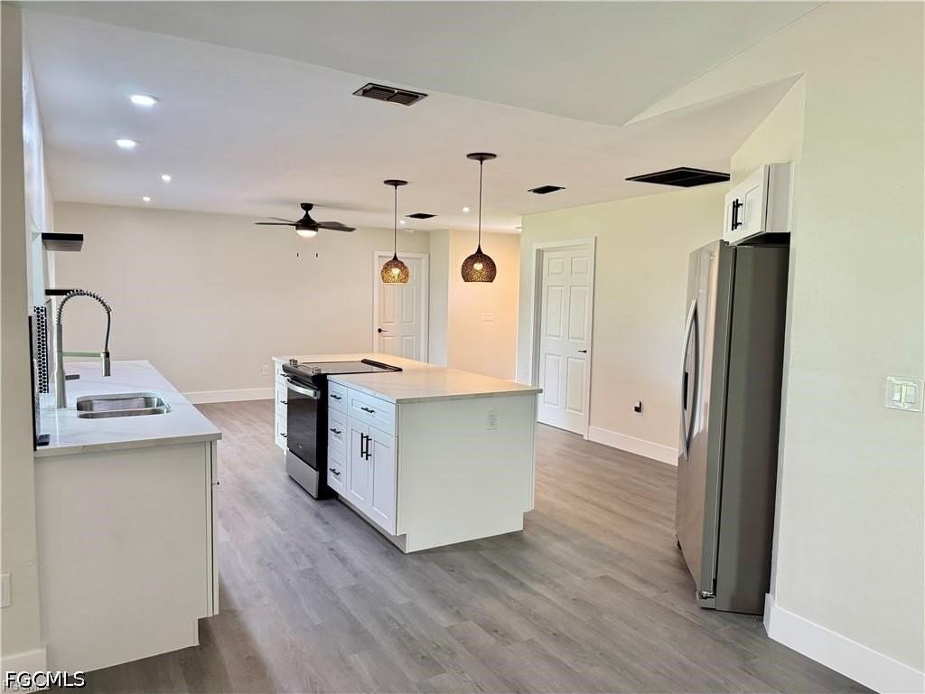 145 Sw 28th Ter - Photo 5 of 26