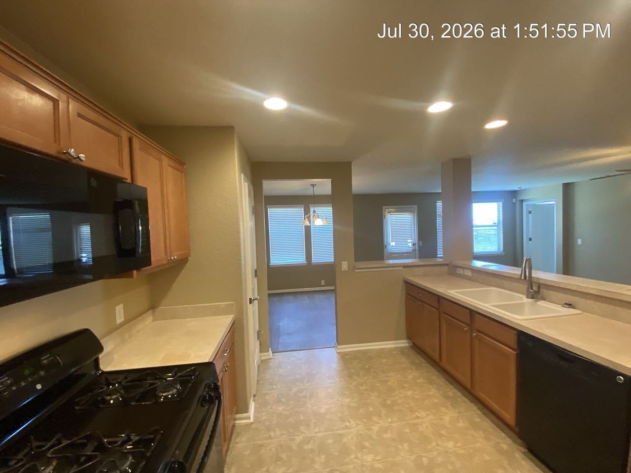 2610 Amethyst Dr - Photo 5 of 14