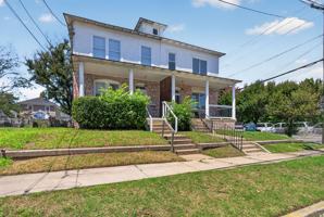 featured image of 349 51st St