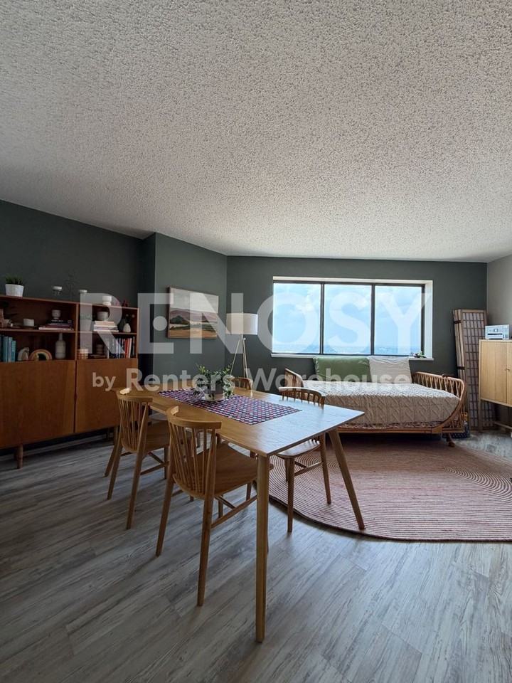 78 10th St E #3009 - Photo 6 of 19