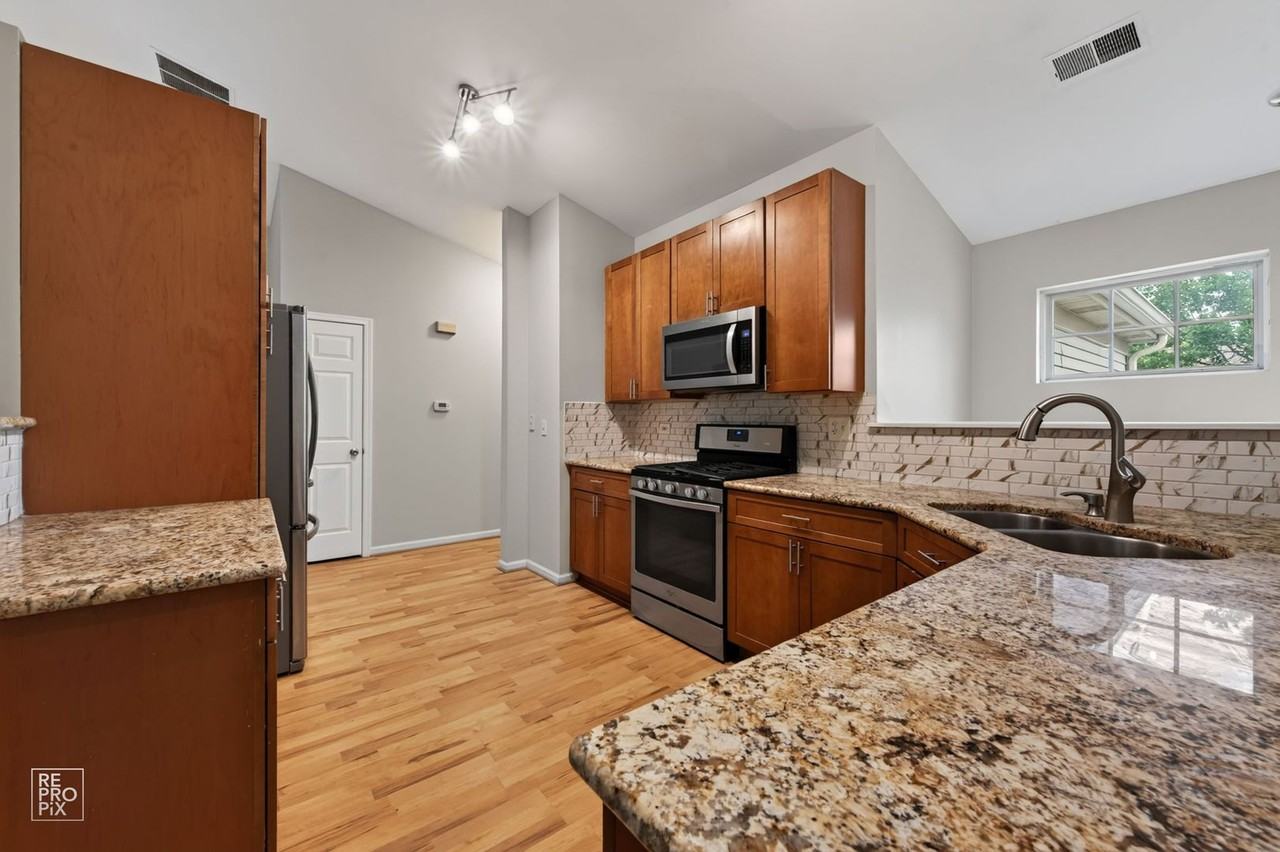 268 Southwicke Dr #B - Photo 3 of 11